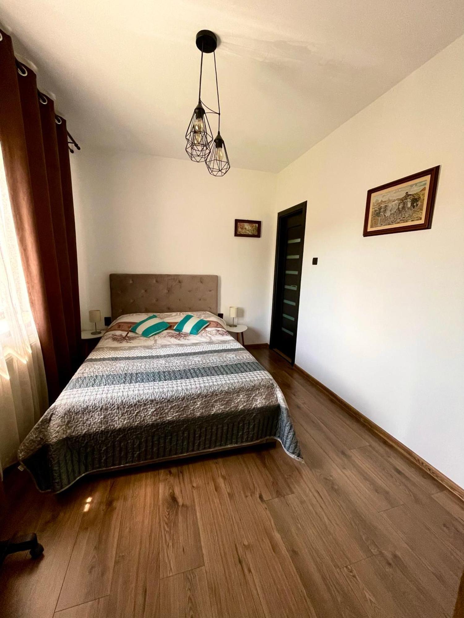 Holiday Home Esku Orşova Esterno foto